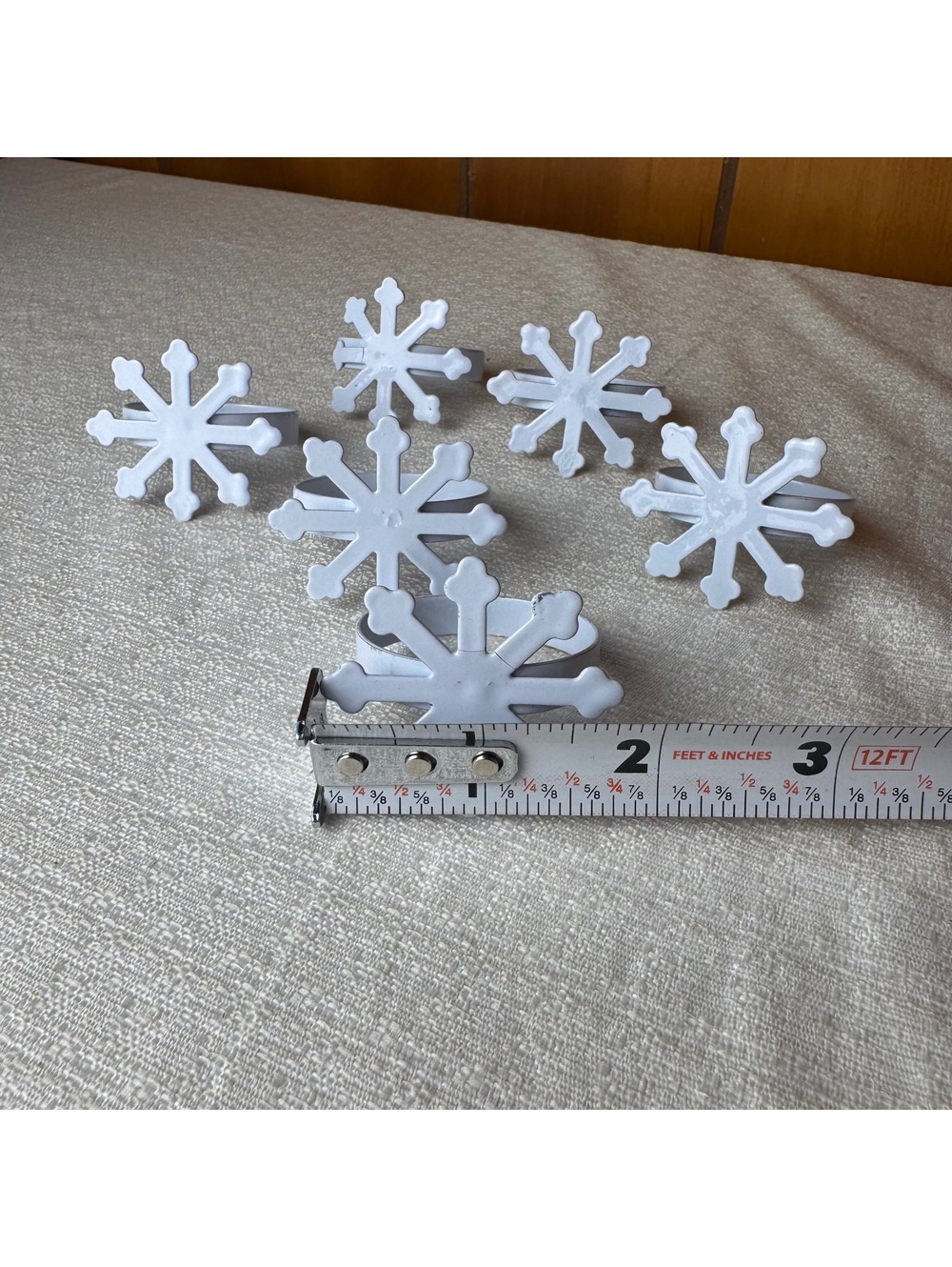 Set of 6 White Snowflake Napkin Rings Winter Christmas Holiday Table Decor - Picture 4 of 4
